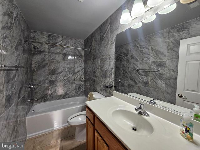 6125 HOT SPRING LN, Fredericksburg, VA 22407