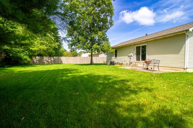 364 Marilyn Road, Burns Harbor, IN 46304
