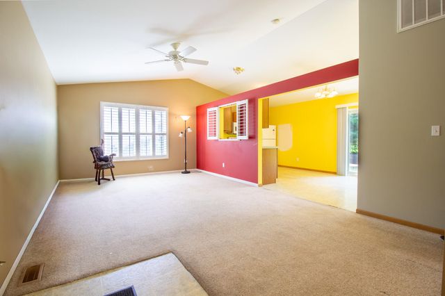 364 Marilyn Road, Burns Harbor, IN 46304