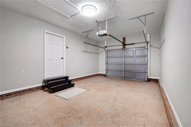 425 Mr Henry Road, Mocksville, NC 27028