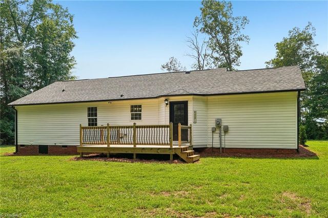 425 Mr Henry Road, Mocksville, NC 27028