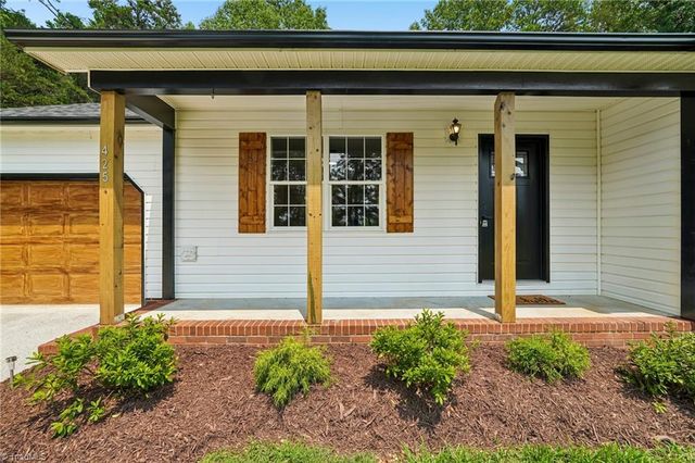 425 Mr Henry Road, Mocksville, NC 27028
