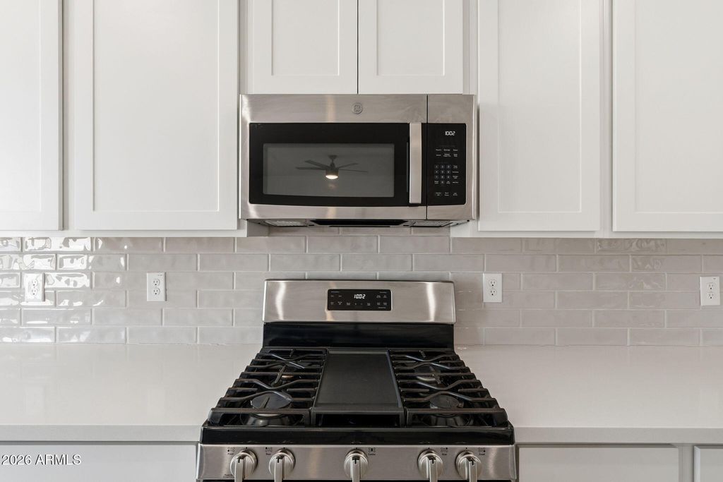 Image 17 of property listing at 5528 W MCNEIL Street, Laveen, AZ 85339