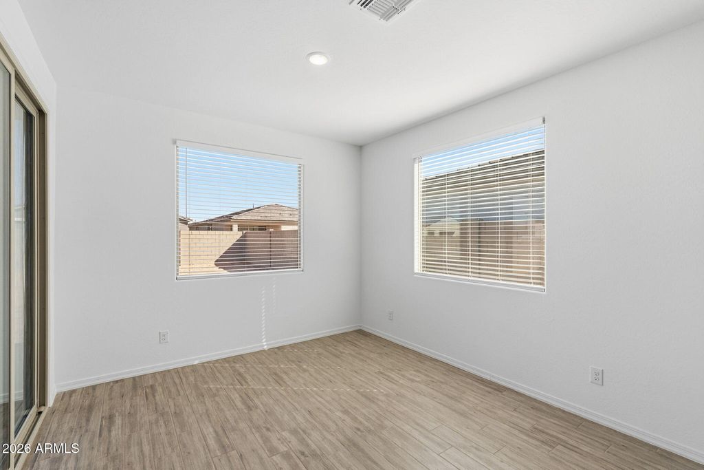 Image 20 of property listing at 5528 W MCNEIL Street, Laveen, AZ 85339