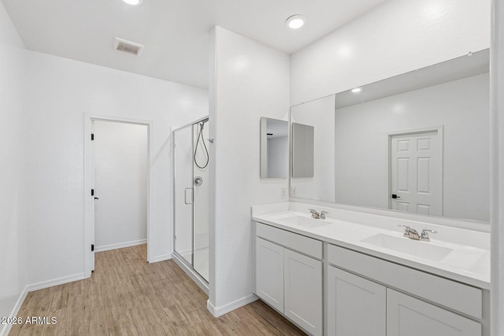 Image 26 of property listing at 5528 W MCNEIL Street, Laveen, AZ 85339