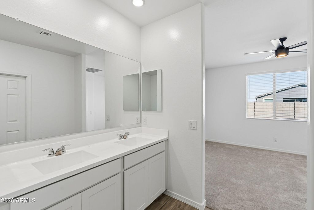 Image 27 of property listing at 5528 W MCNEIL Street, Laveen, AZ 85339