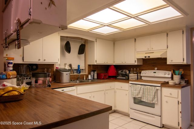 2618 Watkins Drive, Melbourne, FL 32901