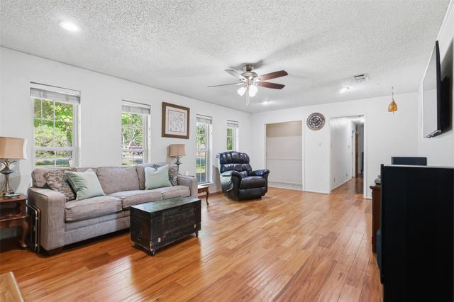 2701 Rolling Hills Drive, Sherman, TX 75092