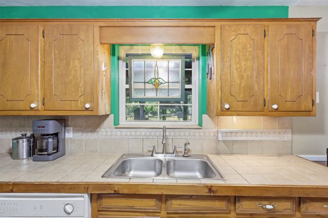 2701 Rolling Hills Drive, Sherman, TX 75092