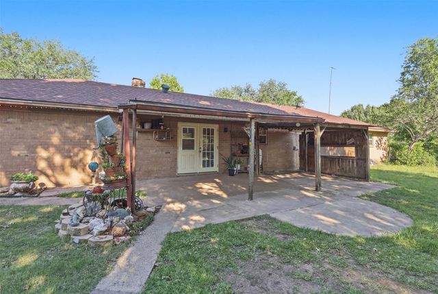 2701 Rolling Hills Drive, Sherman, TX 75092