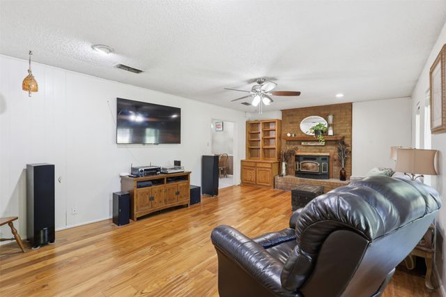 2701 Rolling Hills Drive, Sherman, TX 75092