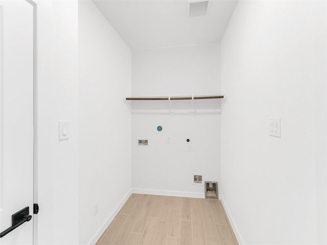 29534 Pondview Drive, Waller, TX 77484