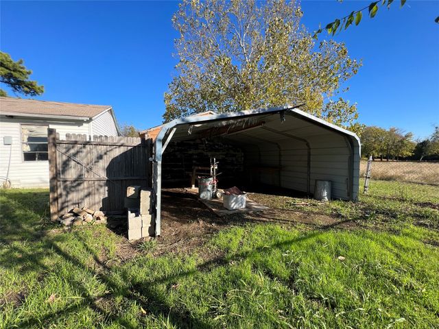 130 Calhoun Cove, East Tawakoni, TX 75472