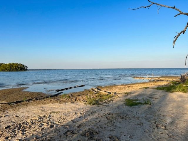130 Calhoun Cove, East Tawakoni, TX 75472