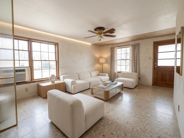 130 Calhoun Cove, East Tawakoni, TX 75472