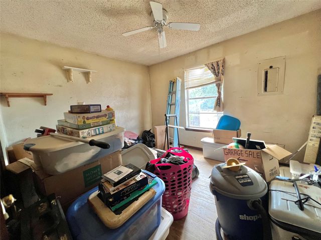 130 Calhoun Cove, East Tawakoni, TX 75472