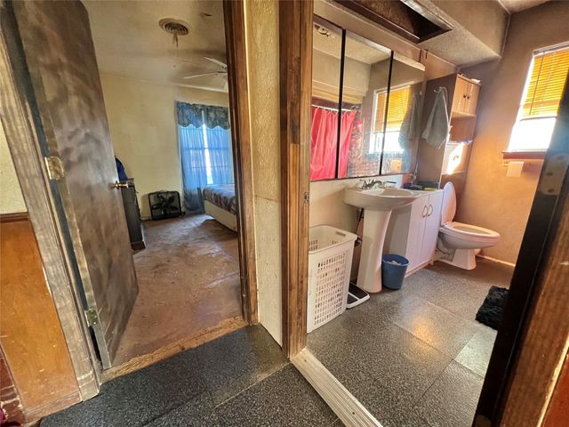 130 Calhoun Cove, East Tawakoni, TX 75472