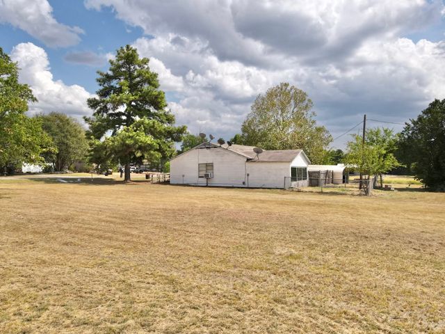 130 Calhoun Cove, East Tawakoni, TX 75472