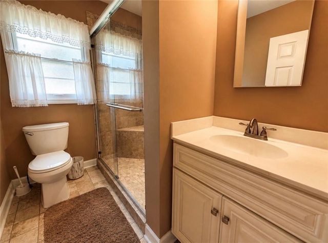 2606 Lakeview Drive, Rome, GA 30165