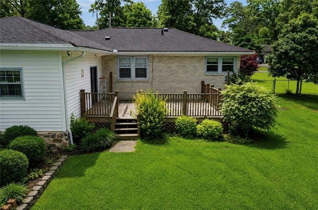 2606 Lakeview Drive, Rome, GA 30165