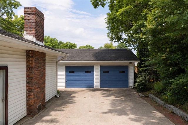 2606 Lakeview Drive, Rome, GA 30165