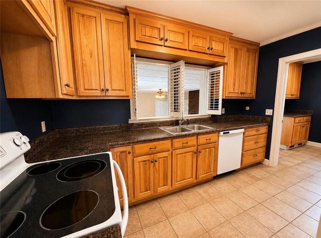 2606 Lakeview Drive, Rome, GA 30165