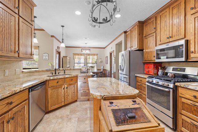 2400 Fm-3081, Willis, TX 77378