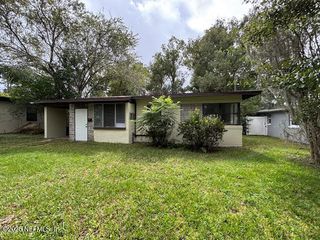 5302 S JANICE Circle S, Jacksonville, FL 32210