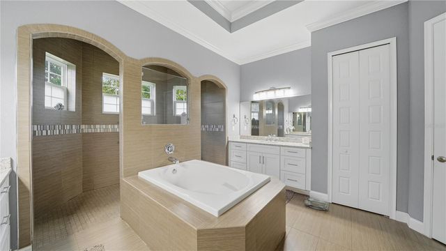 4 FLAGSHIP COURT, Palm Coast, FL 32137