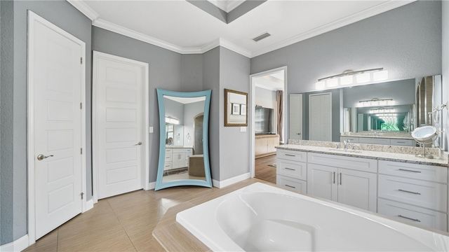 4 FLAGSHIP COURT, Palm Coast, FL 32137