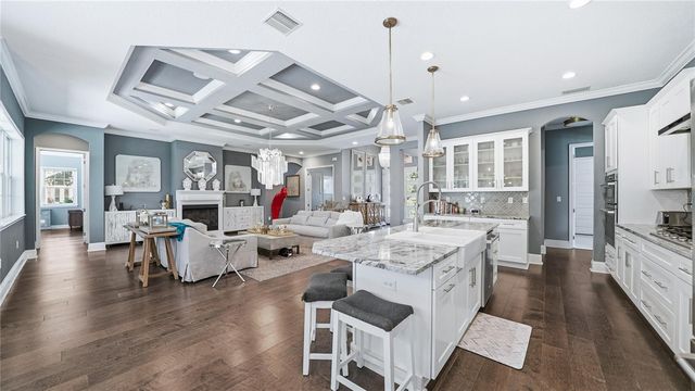 4 FLAGSHIP COURT, Palm Coast, FL 32137