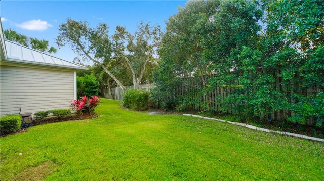 4 FLAGSHIP COURT, Palm Coast, FL 32137