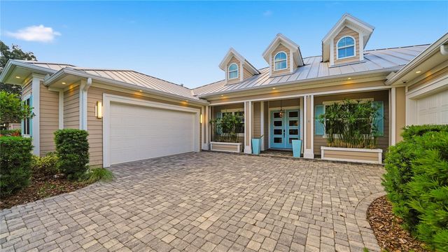 4 FLAGSHIP COURT, Palm Coast, FL 32137