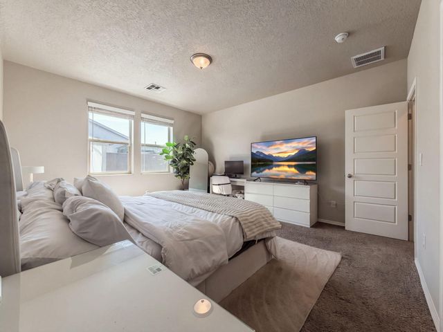 4810 Mount Salas Street NE, Rio Rancho, NM 87144