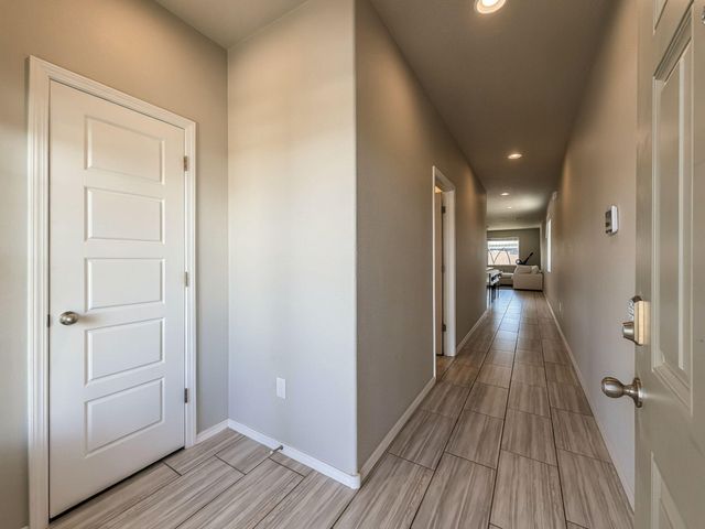 4810 Mount Salas Street NE, Rio Rancho, NM 87144