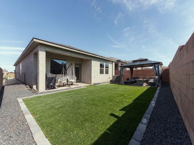 4810 Mount Salas Street NE, Rio Rancho, NM 87144
