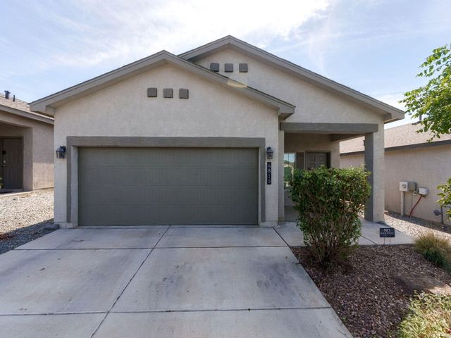 4810 Mount Salas Street NE, Rio Rancho, NM 87144