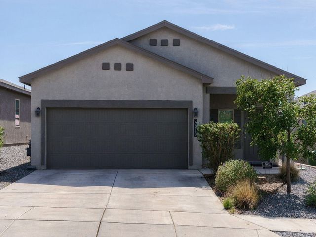 4810 Mount Salas Street NE, Rio Rancho, NM 87144