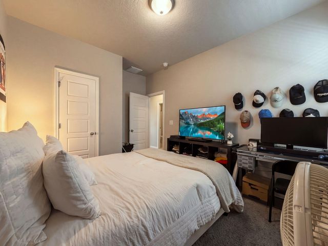 4810 Mount Salas Street NE, Rio Rancho, NM 87144