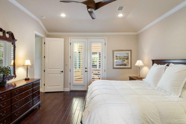 220 Tavish TRL, Lakeway, TX 78738