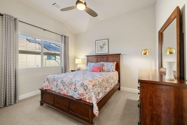 220 Tavish TRL, Lakeway, TX 78738