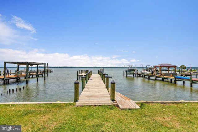 7737 PATUXENT DR, Saint Leonard, MD 20685