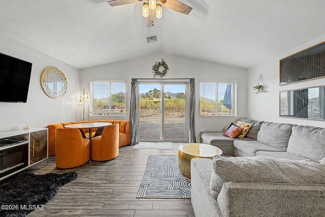 1146 W Las Lomitas Road, Tucson, AZ 85704