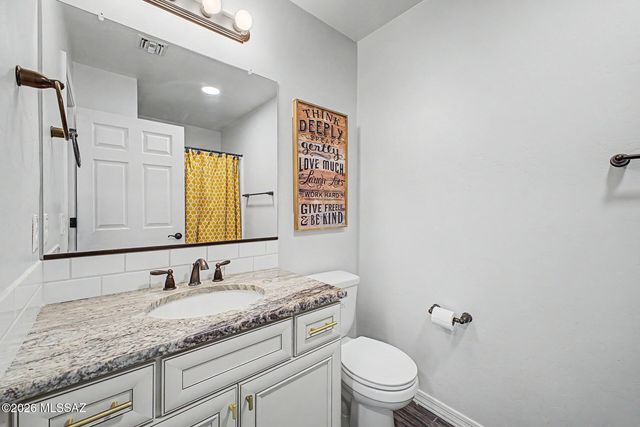 1146 W Las Lomitas Road, Tucson, AZ 85704