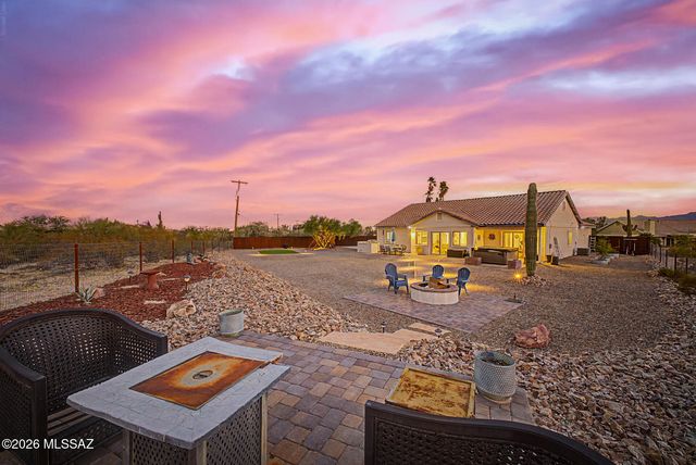 1146 W Las Lomitas Road, Tucson, AZ 85704
