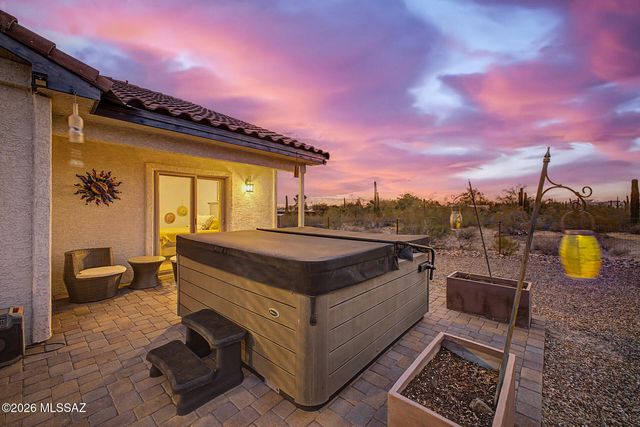 1146 W Las Lomitas Road, Tucson, AZ 85704