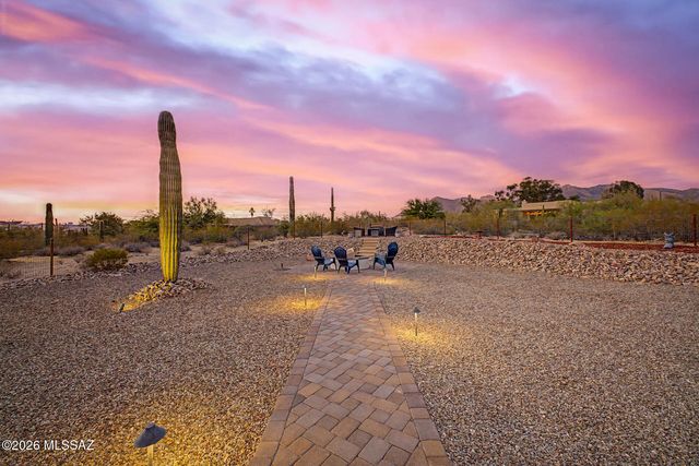 1146 W Las Lomitas Road, Tucson, AZ 85704