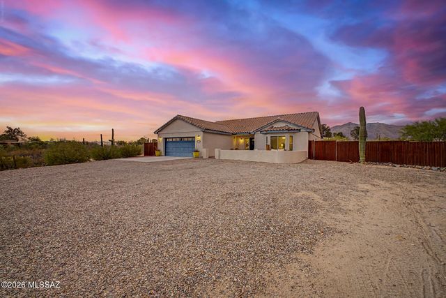 1146 W Las Lomitas Road, Tucson, AZ 85704