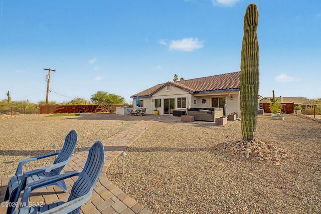 1146 W Las Lomitas Road, Tucson, AZ 85704