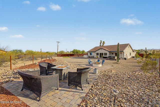 1146 W Las Lomitas Road, Tucson, AZ 85704